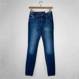 New INC International Concepts Women Core Denim Mid Rise Skinny Jeans